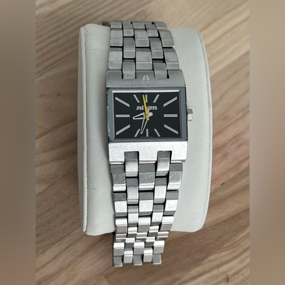 Nixon Men's Watch Black Dial Stainless Bracelet Yellow SecondHand